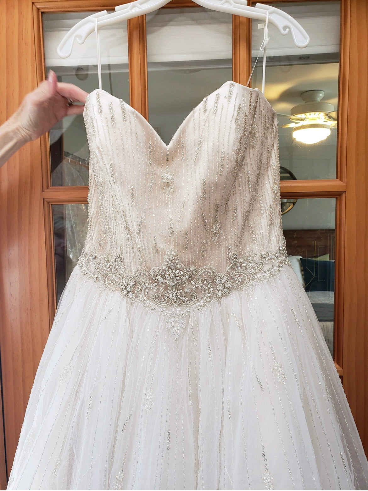Sell Your Wedding Dress: Create a Listing Nearly Newlywed Sell Your Wedding Dress: Create a Listing Nearly Newlywed