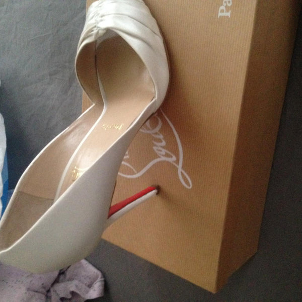 Shoes Luxury Designer By Christian Louboutin Size: 9 (39) – Clothes Mentor  Fishers IN #242