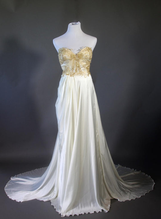 Claire La Faye Marigold