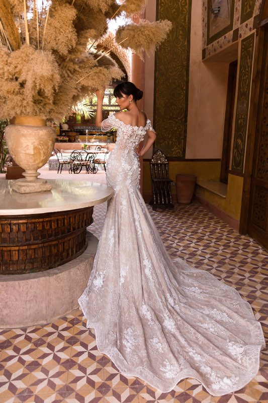 Crystal Design Wedding Gowns 2018 Luxury Crystal Dubai Ball Gown