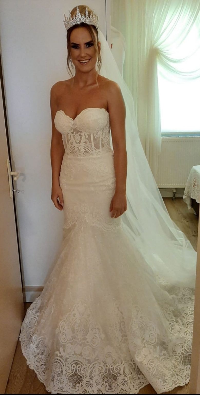 Crystal Design Onuka – Nearly Newlywed