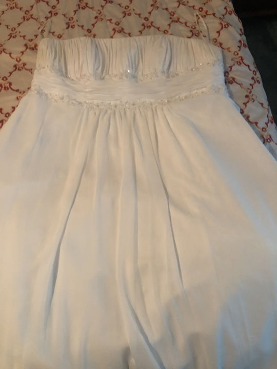 David's Bridal 9V974WE