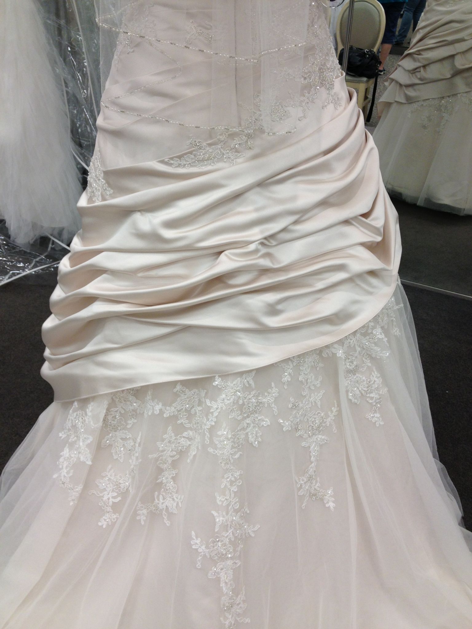 David's Bridal V3179, image size:1536x2048