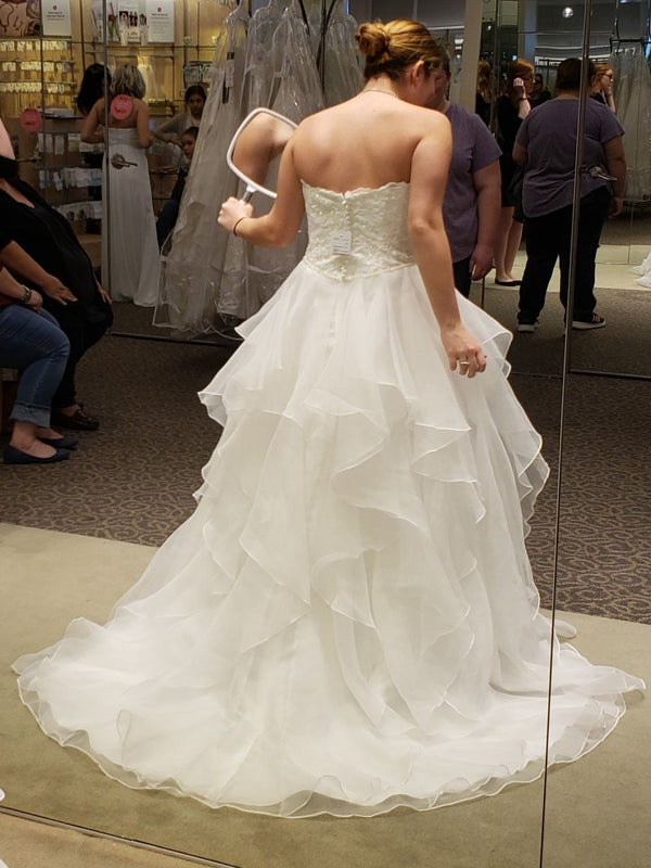 David's Bridal Lace and Organza Petite Wedding Ball Gown – Nearly