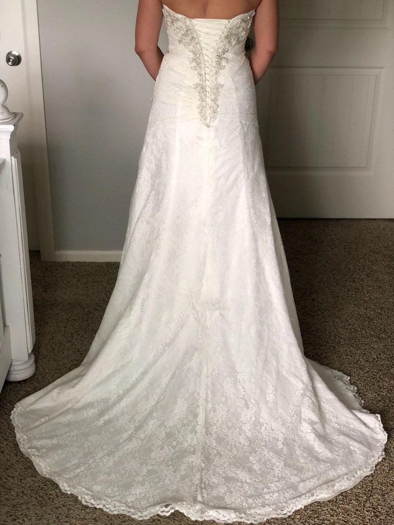 David's Bridal YP3344 – Nearly Newlywed