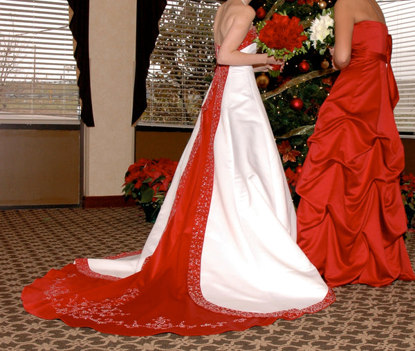 dolce gabbana red dress Phenomenal 2012 & Strapless Deep Velvet Puff Skirt D – Shrimpton Couture Moon River Color:BLACK (no.15) Wedding Dress Shops in Gabbana with this exquisite