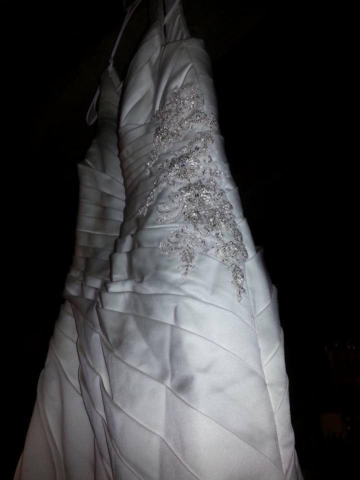 David's Bridal Plain old fashioned – PreOwnedWeddingDresses