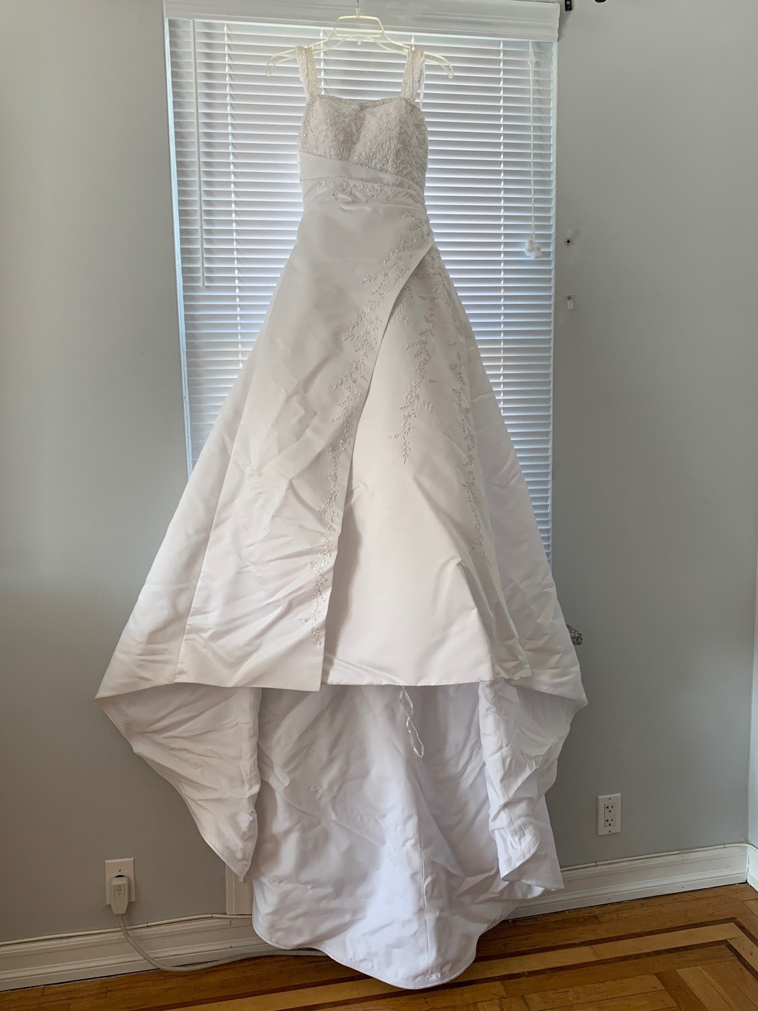 Used david's bridal sales dresses