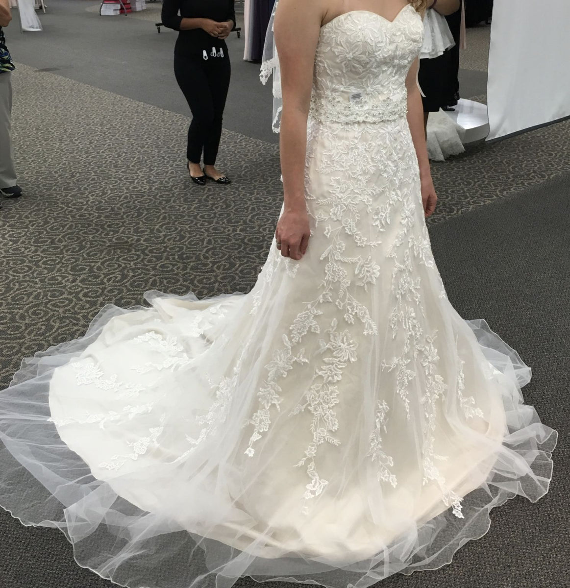 davids-bridal-v3587-2016-