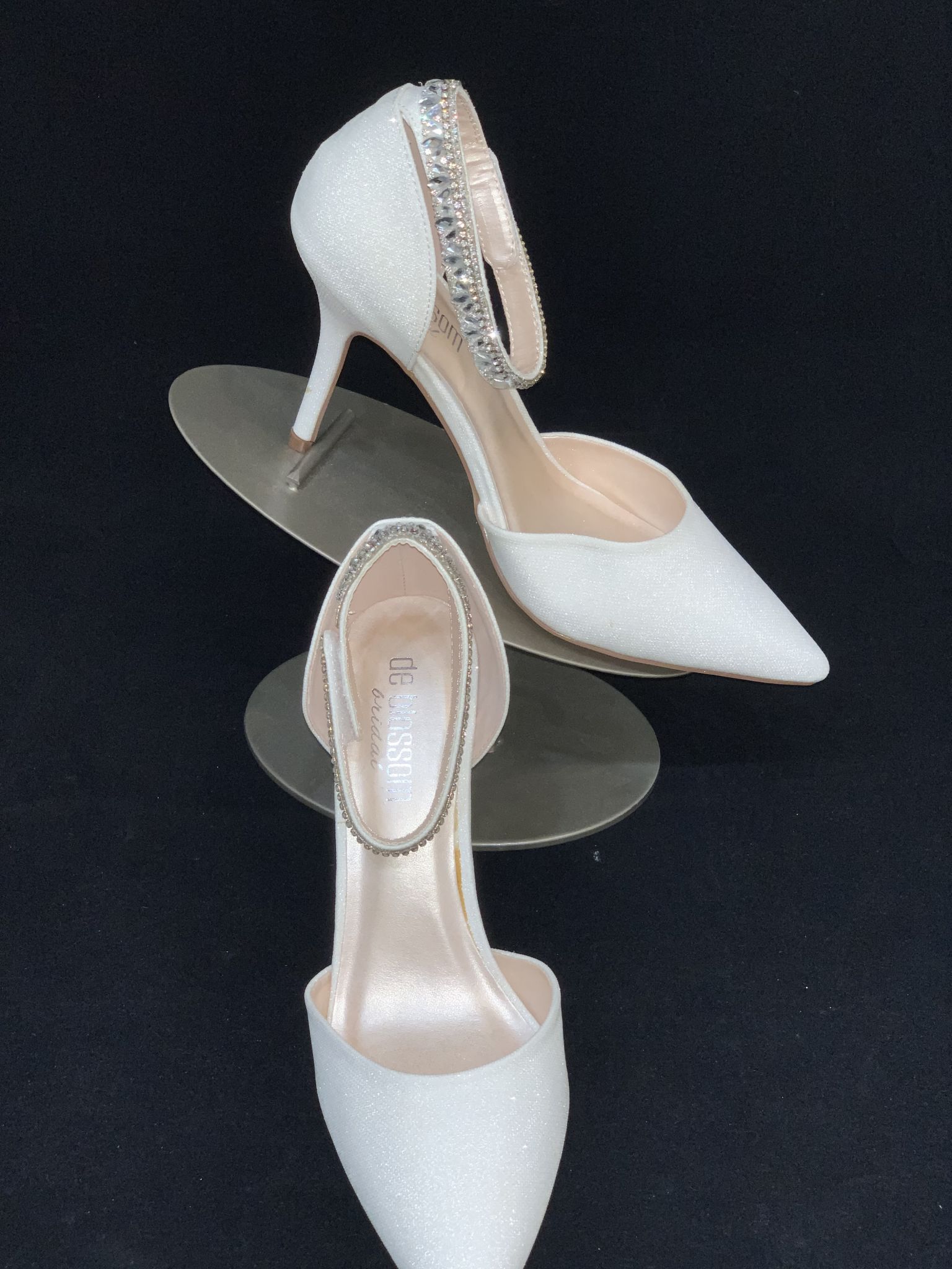 De Blossom – Nearly Newlywed