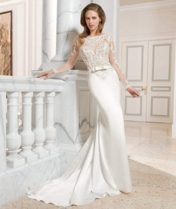 Demetrios Couture c223