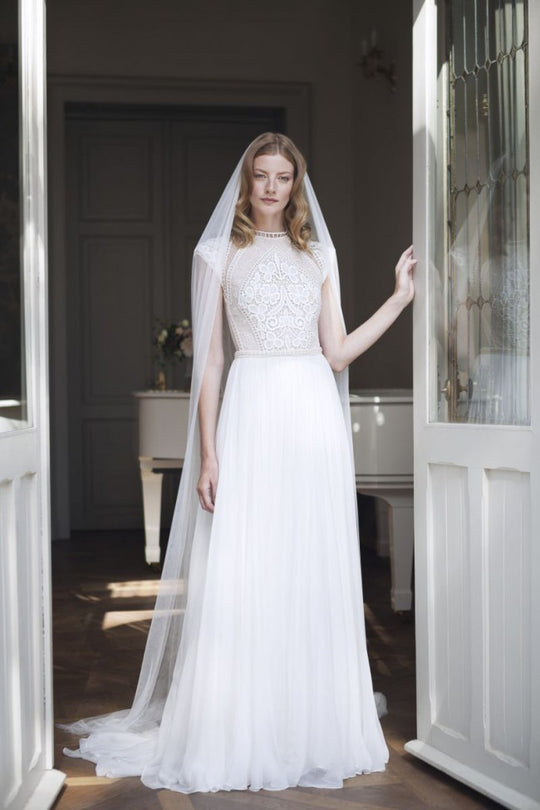 Divine Atelier Amaris