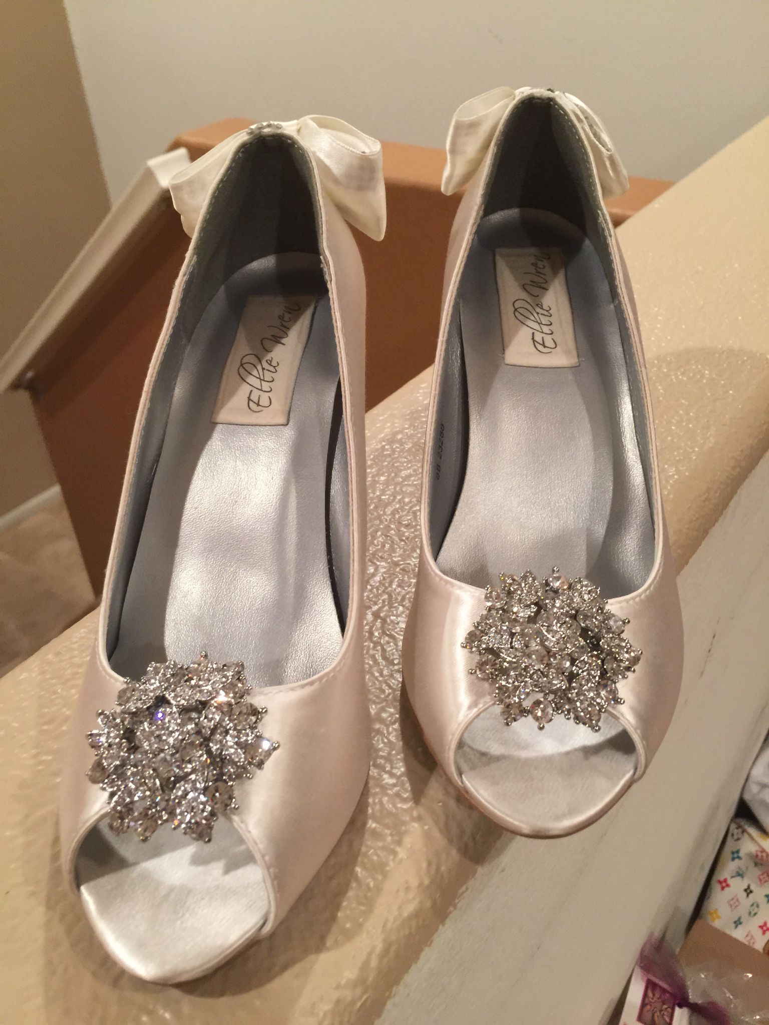 Elle Wren Custom Wedding Shoes/ Design Your Pedestal – Nearly Newlywed