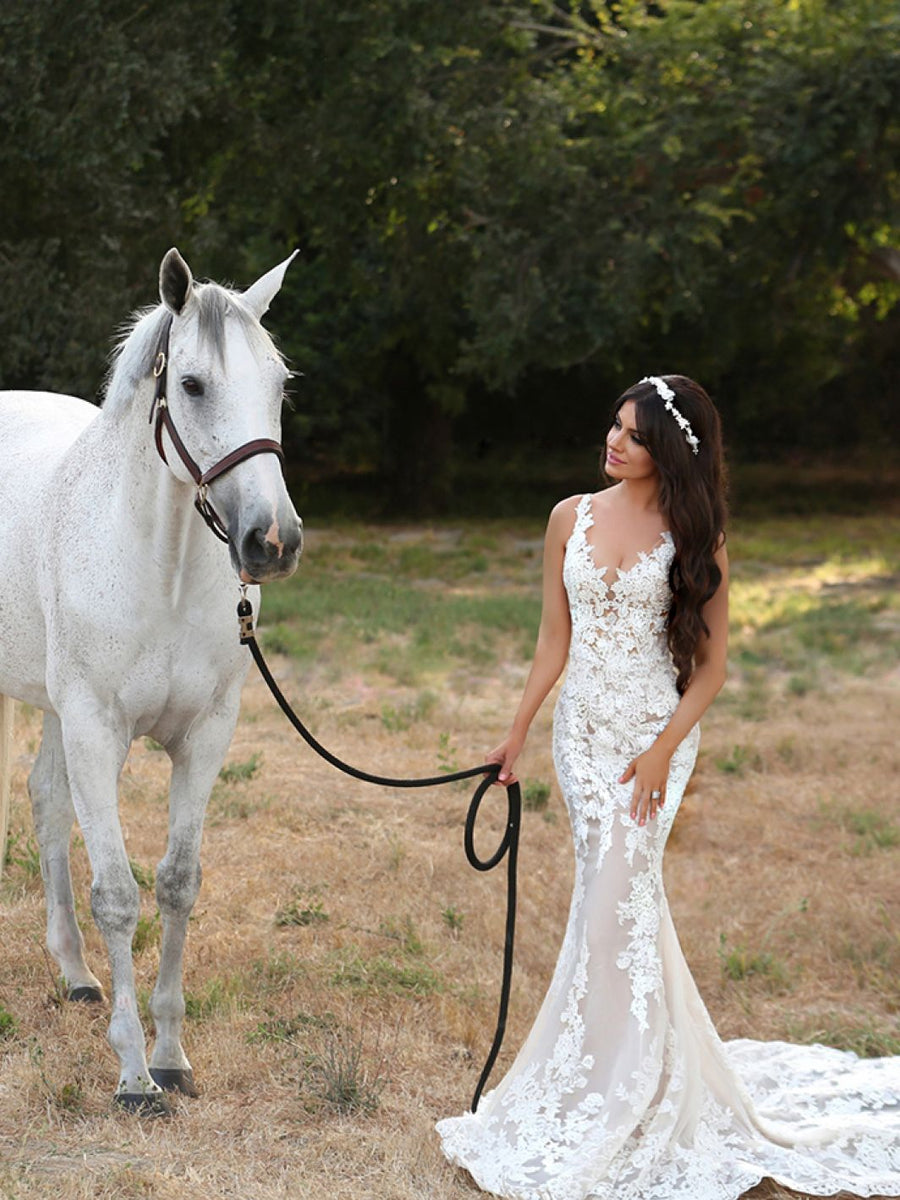 Enzoani Mia A Nearly Newlywed
