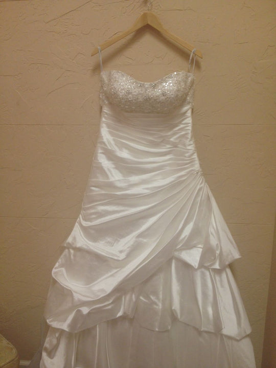 Essense of Australia D1324