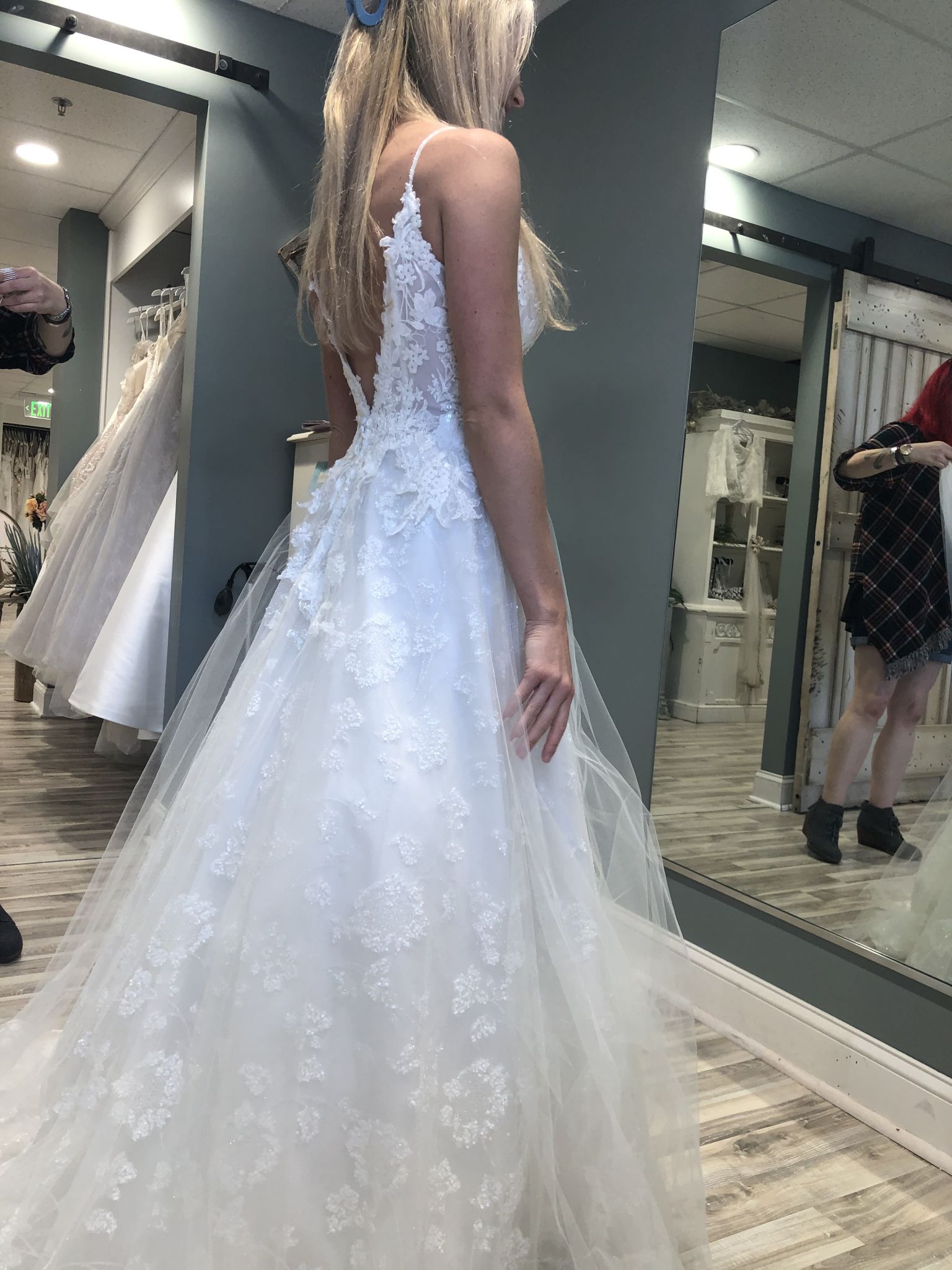 Essense of Australia D3157/CLASSIC A-LINE WEDDING DRESS WITH