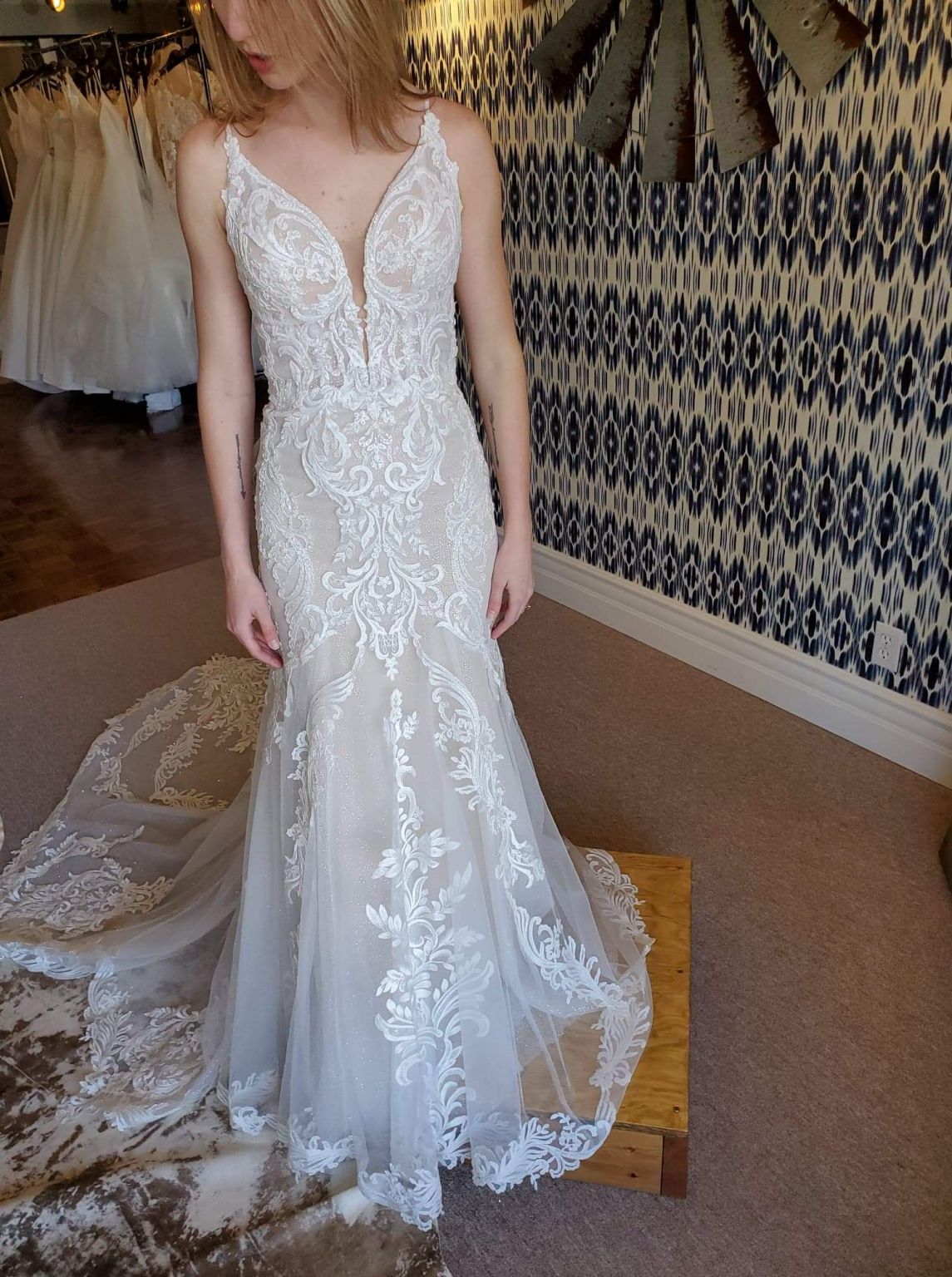 Steven Khalil, Custom Made Bridal Gown, Size 8 Wedding Dress - Second Hand  Wedding Dresses Australia | Evermore.net.au