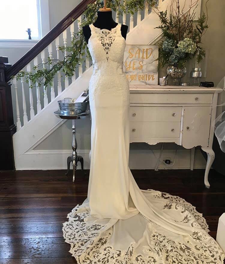 Essense of Australia D2405 Nearly Newlywed