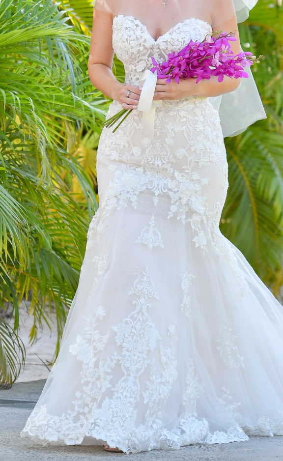 Essense of Australia D2642 – Nearly Newlywed