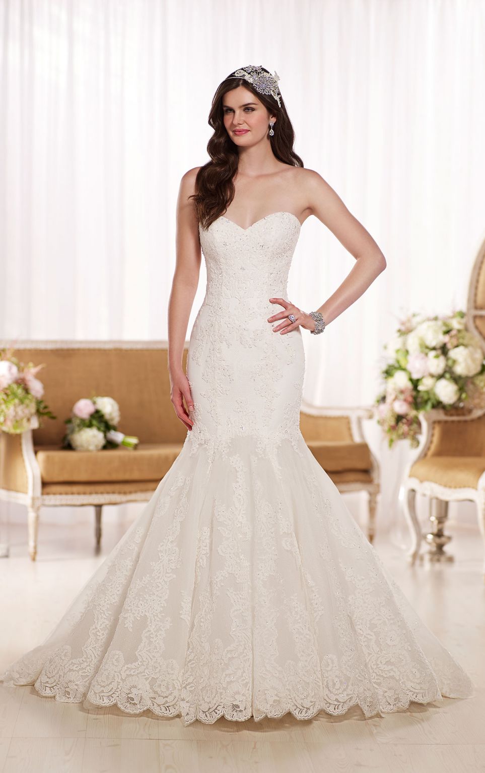 Essense of Australia D1748 – Nearly Newlywed