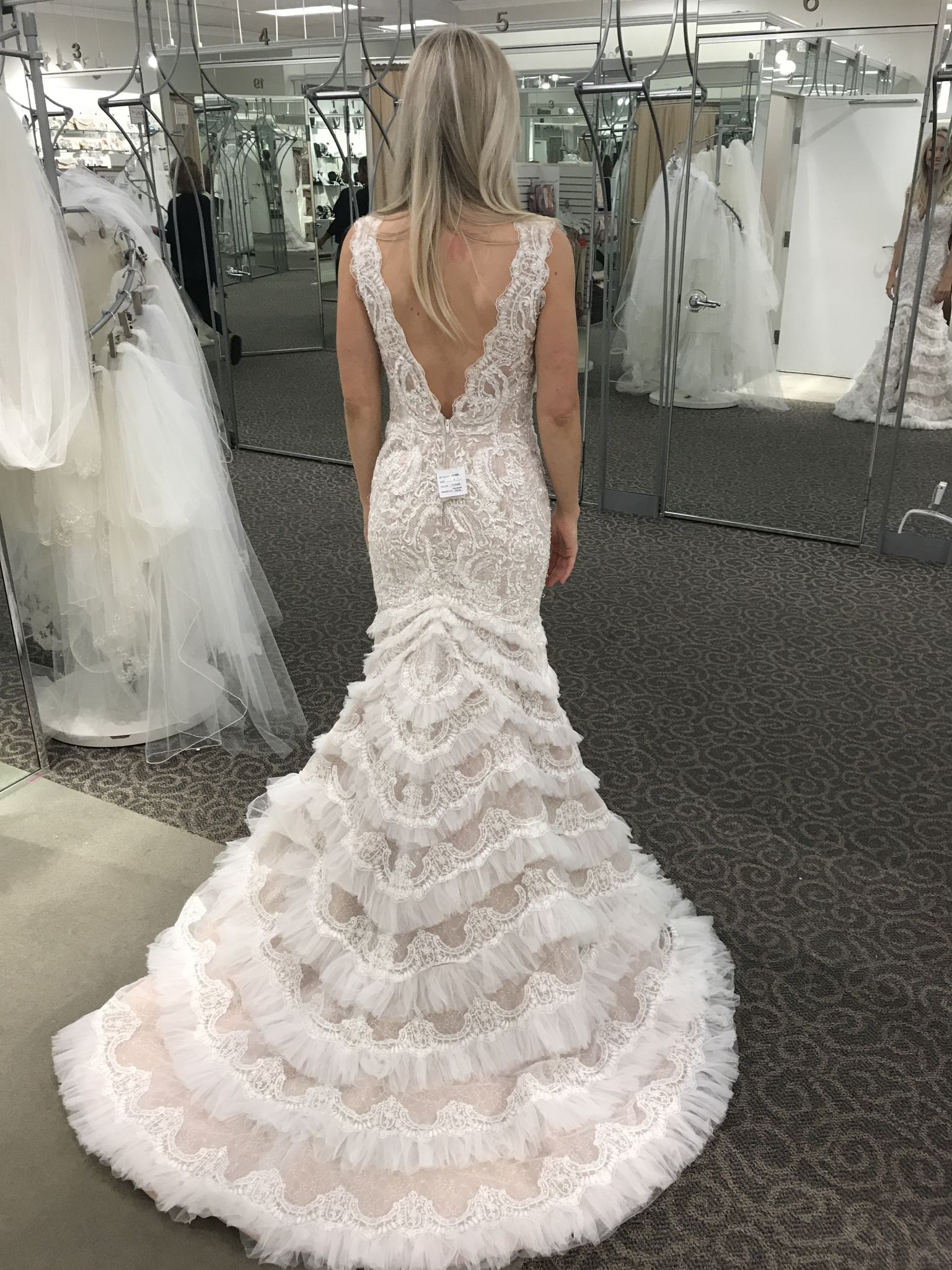 Swg689 2025 wedding dress