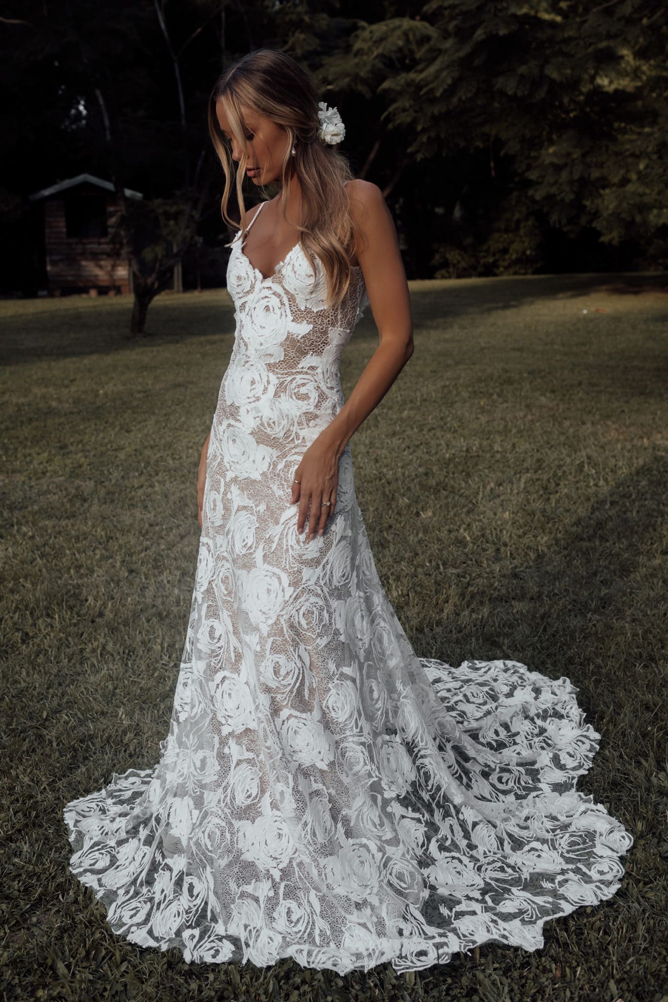 Grace loves lace rosa wedding dress | Beachweddingtips.com