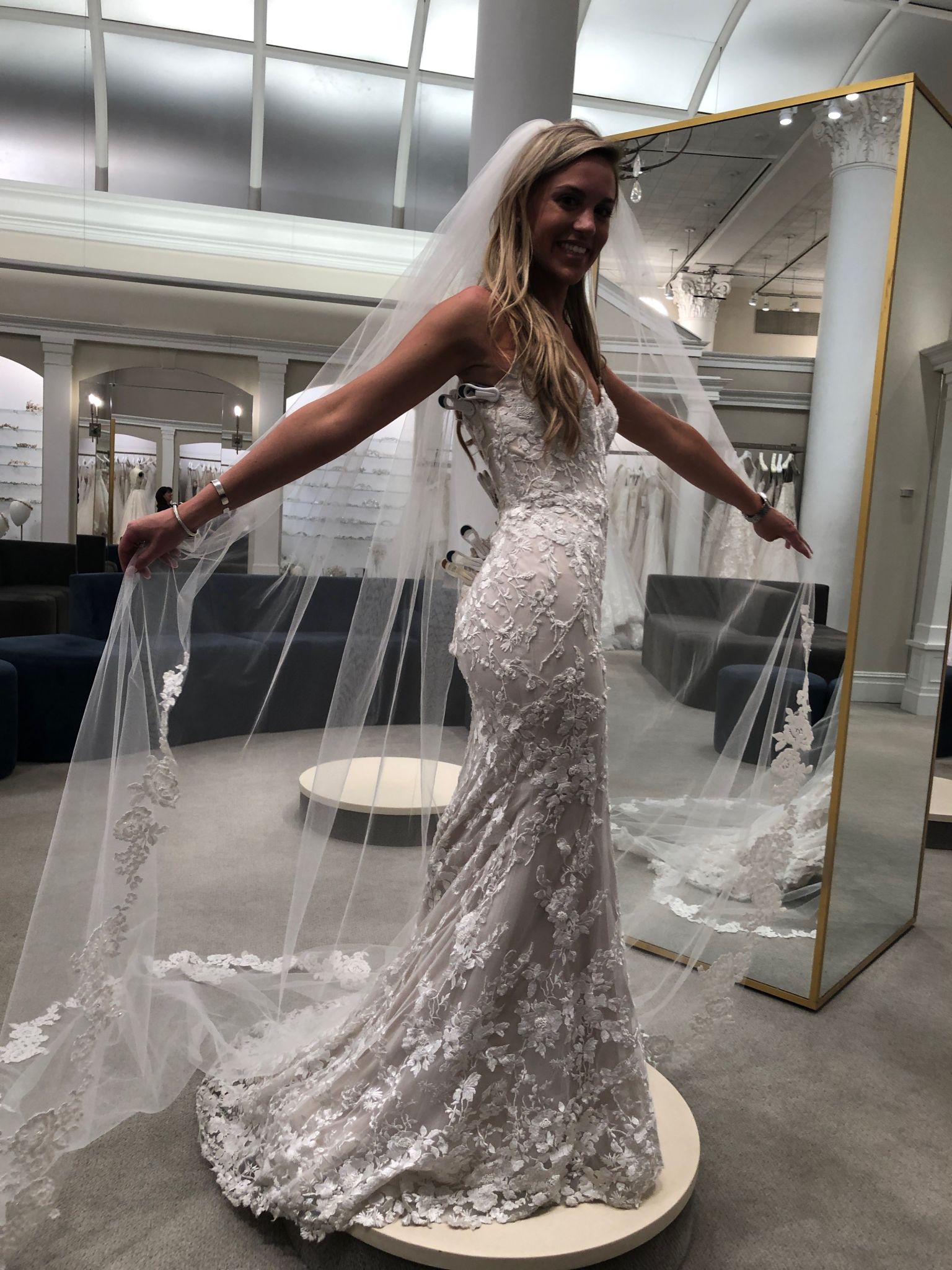 Dorothy silver wedding | Honestweddingadvice.com