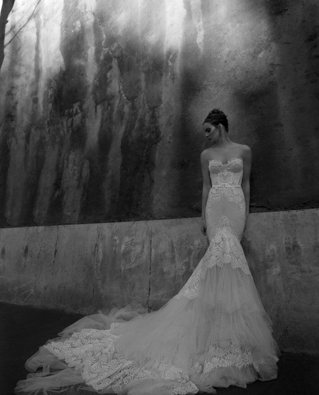 Inbal Dror 12-05 - Main Image