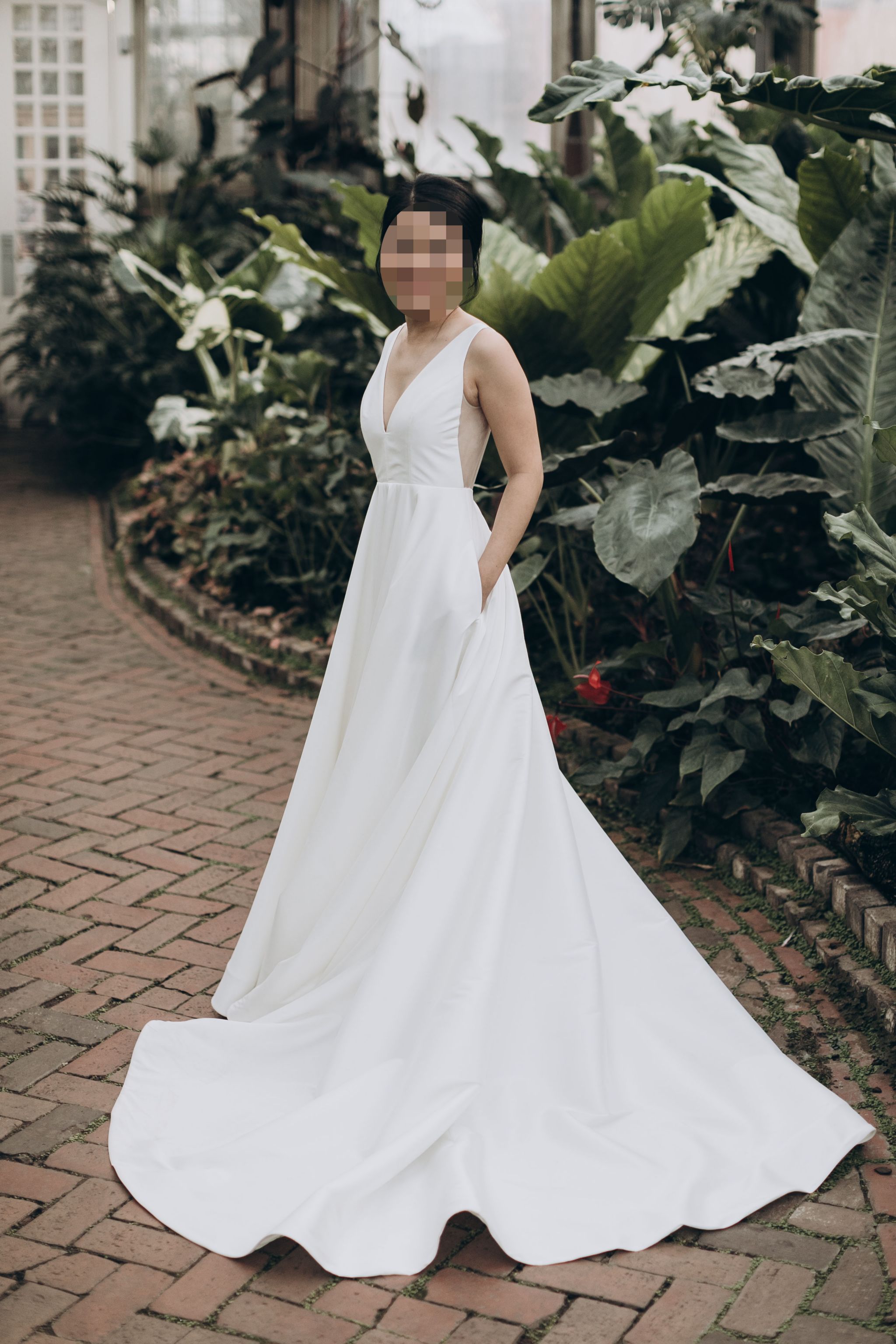 Jenny Yoo Octavia Gown – Nearly Newlywed