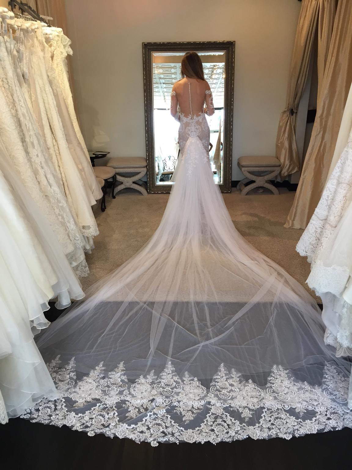 Julie Vino Amber – Nearly Newlywed