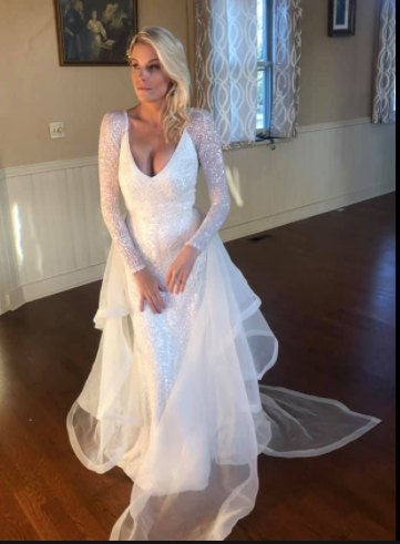 Karen Willis Holmes Celine Nearly Newlywed