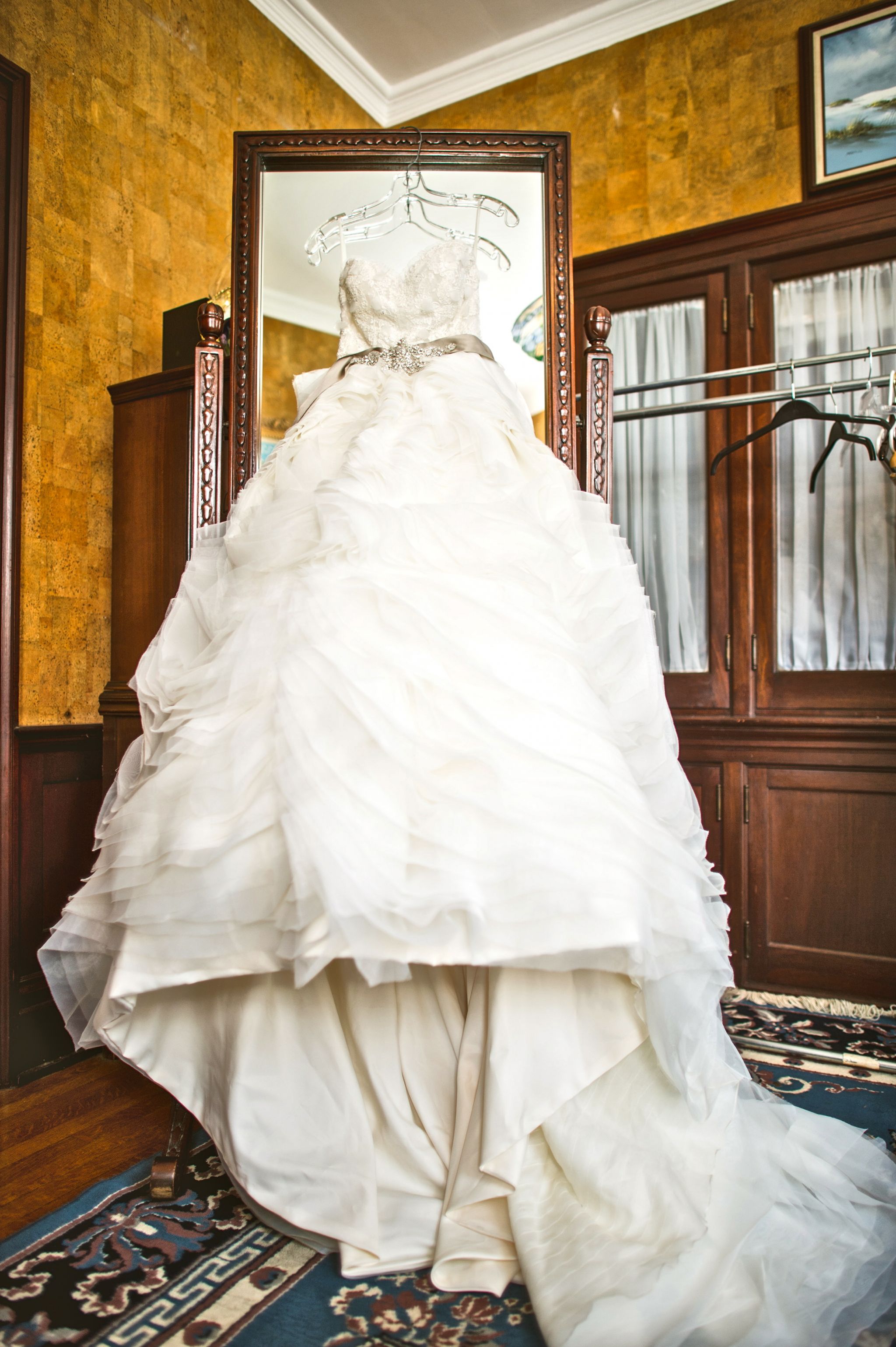 Corona Del Mar A White Gown Lazaro 3100 – Nearly Newlywed