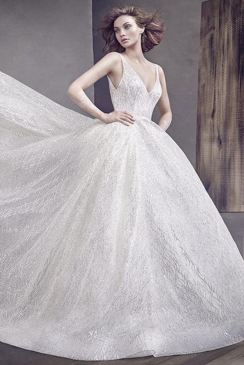 Lazaro 3662 – Nearly Newlywed