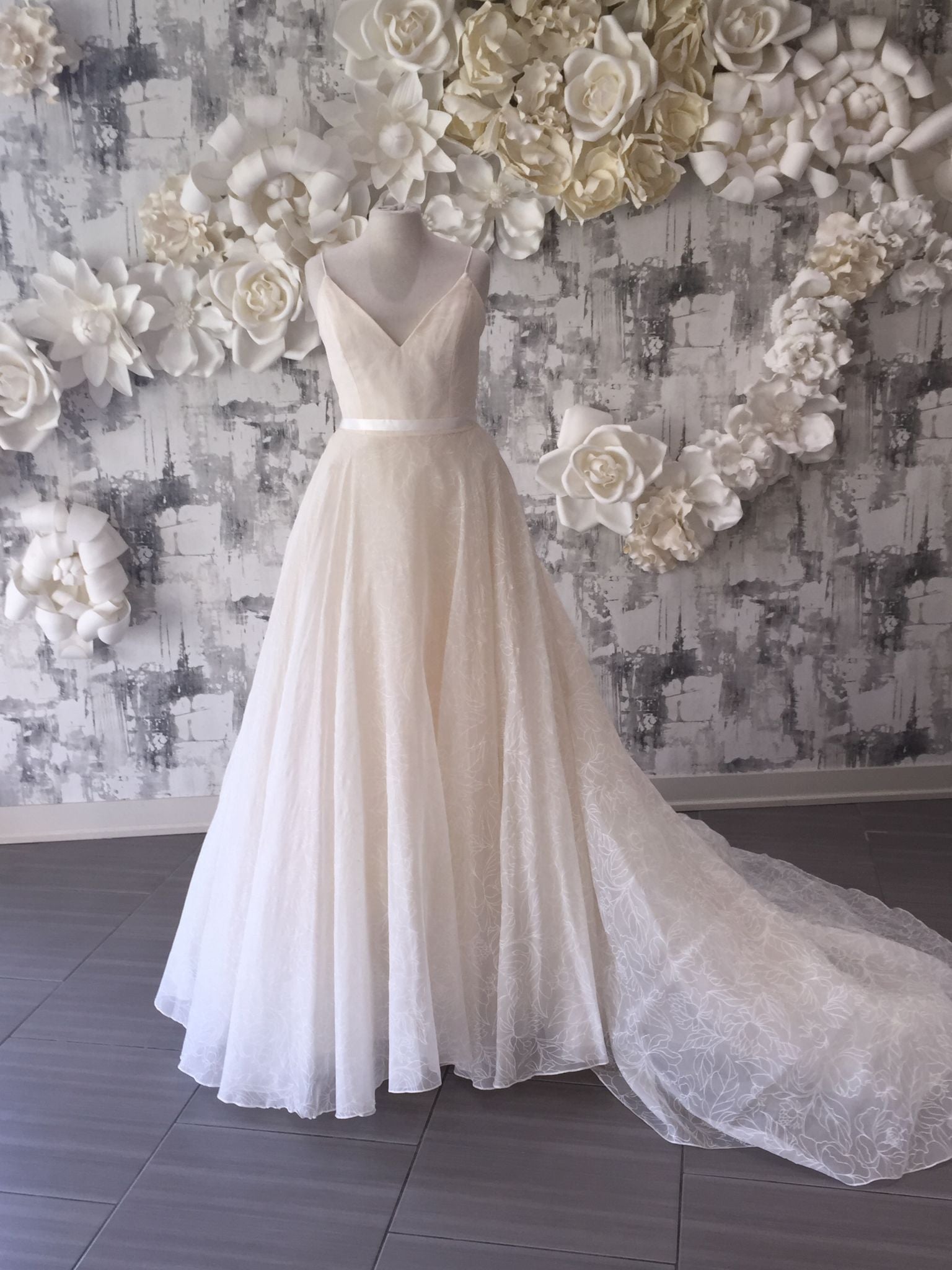 Lazaro bridal 2019 sale