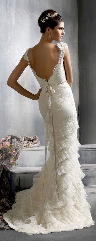 Lazaro Sheath Wedding Dress