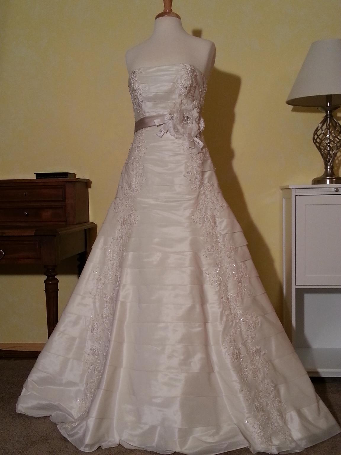 Maggie clearance sottero saige