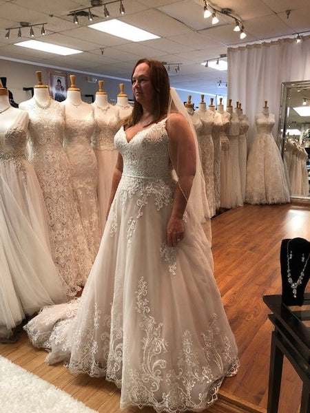 Wallis 2024 maggie sottero