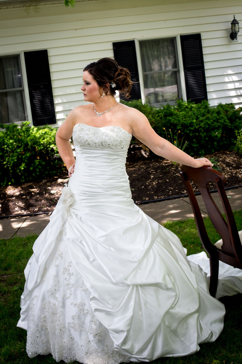 Maggie Sottero Ambrosia – PreOwnedWeddingDresses