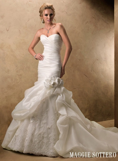 Maggie Sottero Pyper (brand new style! 2013 collection)