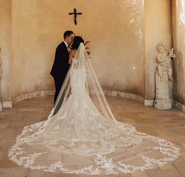 https://preownedweddingdresses.com/cdn/shop/products/maggie-sottero-sheath-tuscany-royale-ivory-nude-illusion-2021-633a822566a3e_grande.jpg?v=1686095653