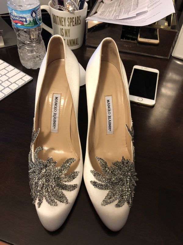 Manolo Blahnik – Nearly Newlywed