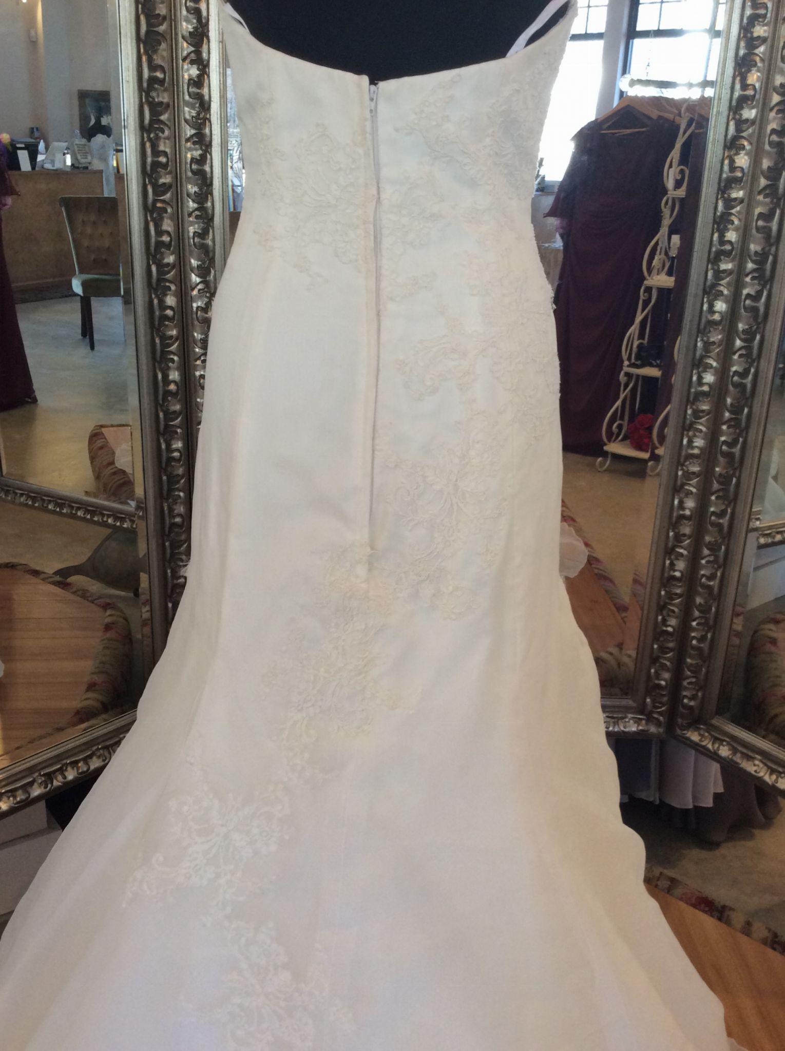 Marisa 737 – Nearly Newlywed
