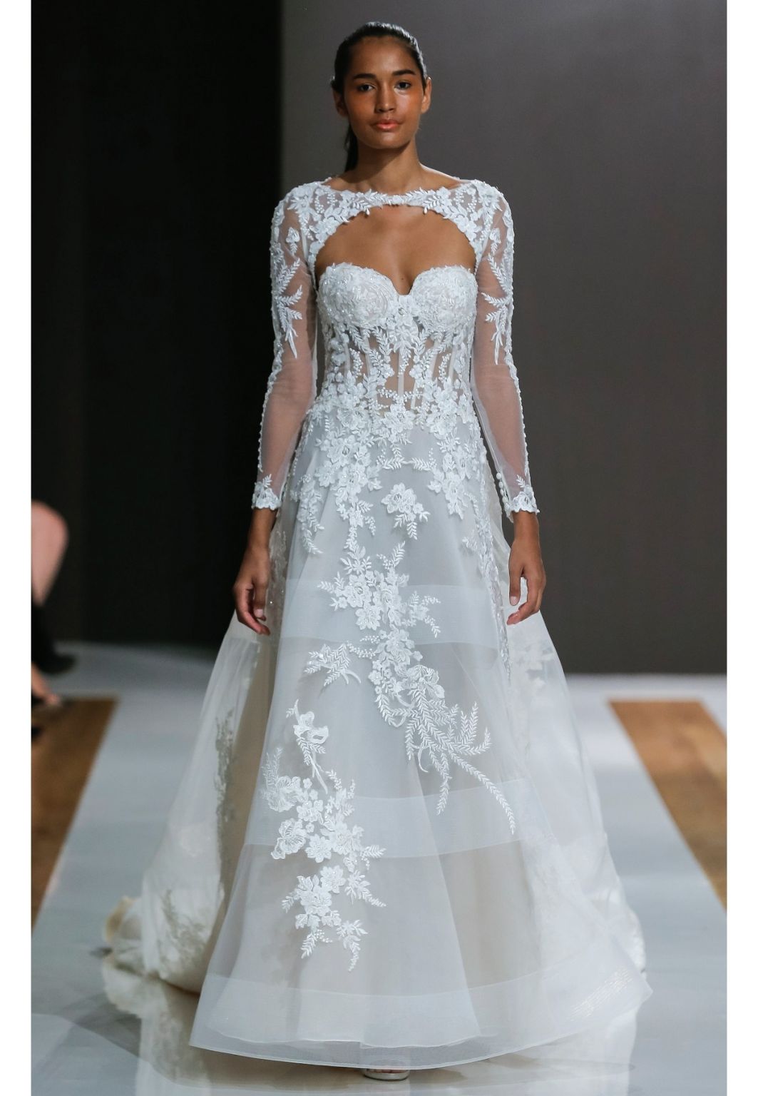 Mark Zunino Z6131 / Colette – Nearly Newlywed