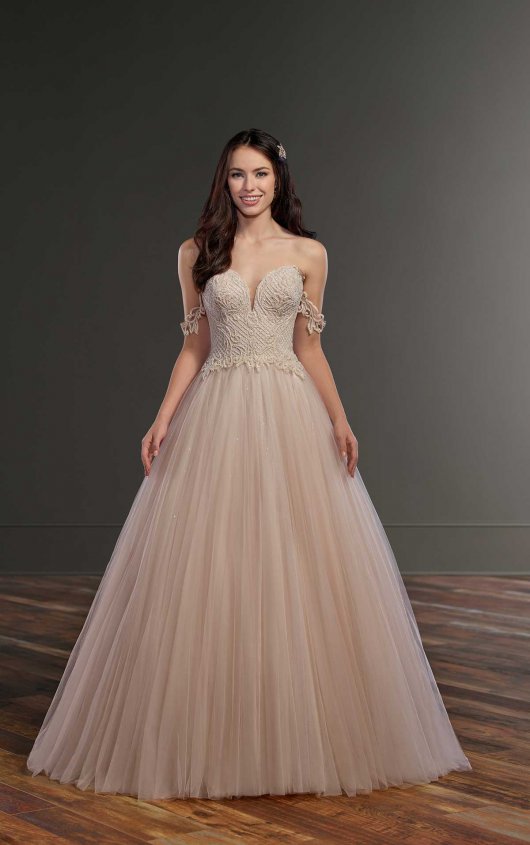 Martina Liana ML941 – Nearly Newlywed