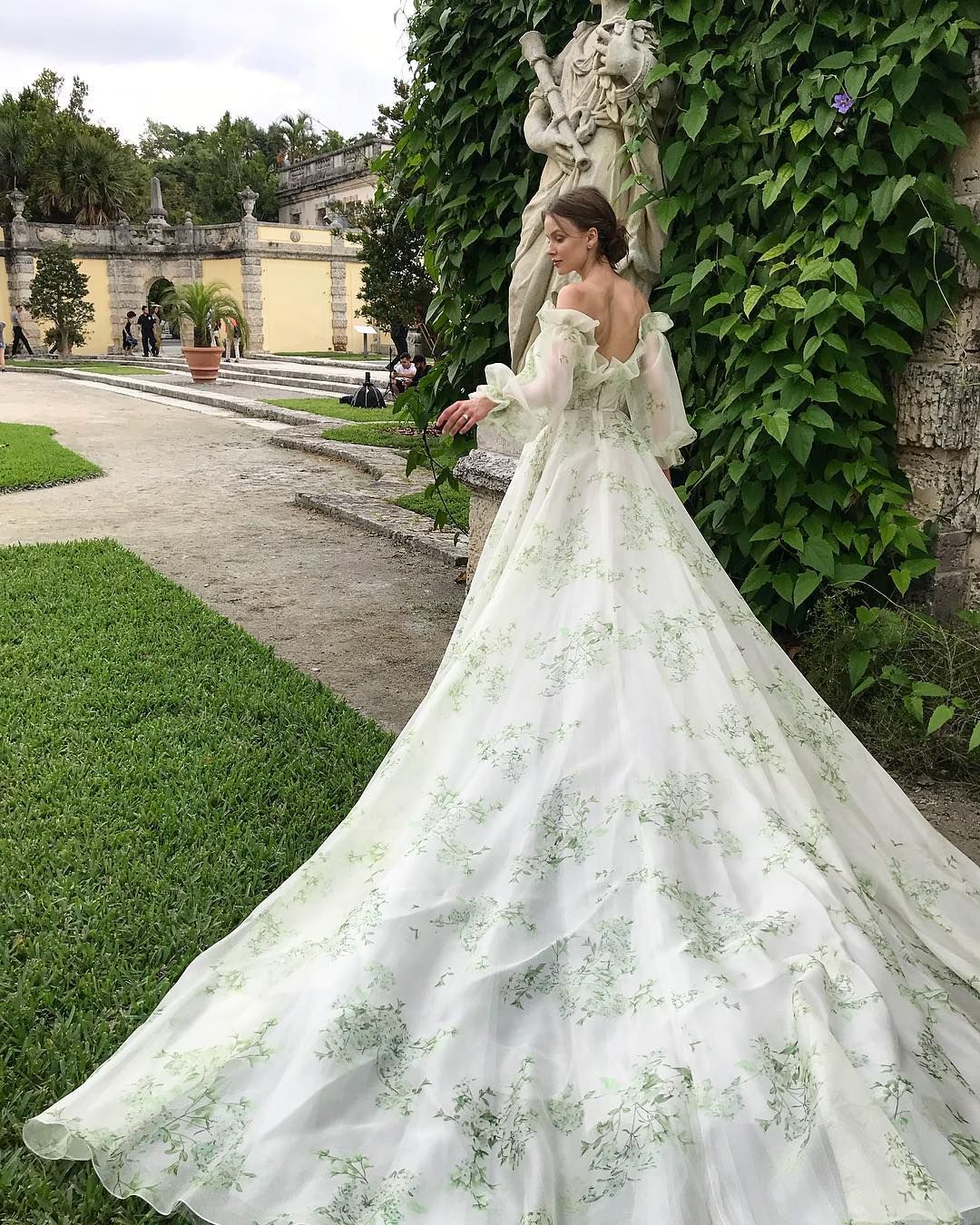 monique lhuillier green wedding dress Monique Lhuillier Fall Bridal Collection Captured by KT Merry