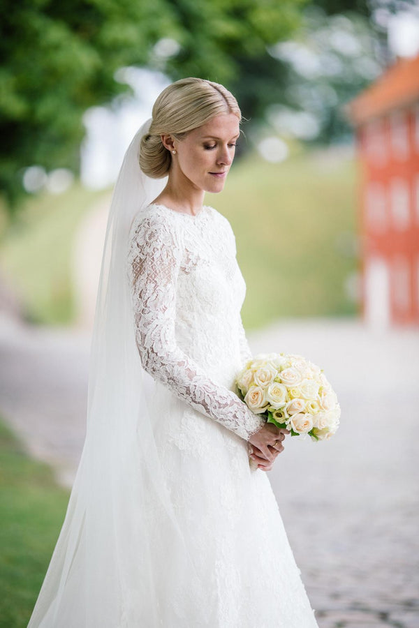 Monique Lhuillier Catherine – Nearly Newlywed - Main Image