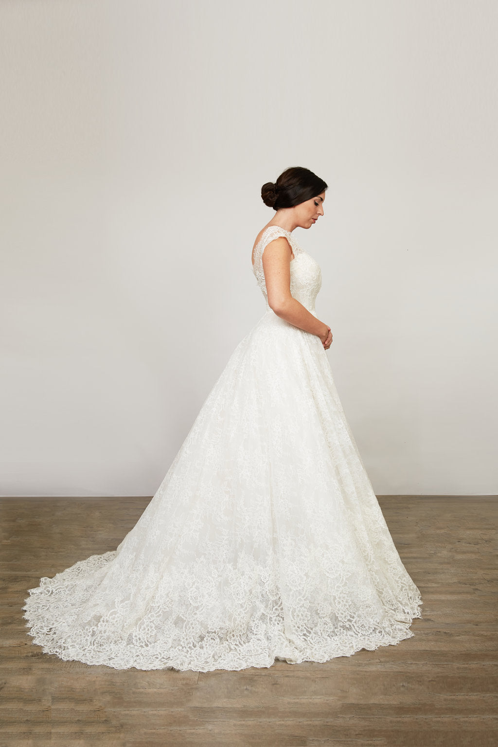 Monique Lhuillier Madeline – PreOwnedWeddingDresses