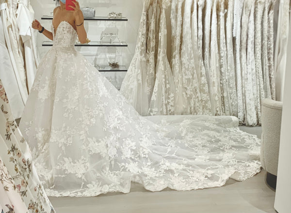 Monique lhuillier discount wish wedding dress