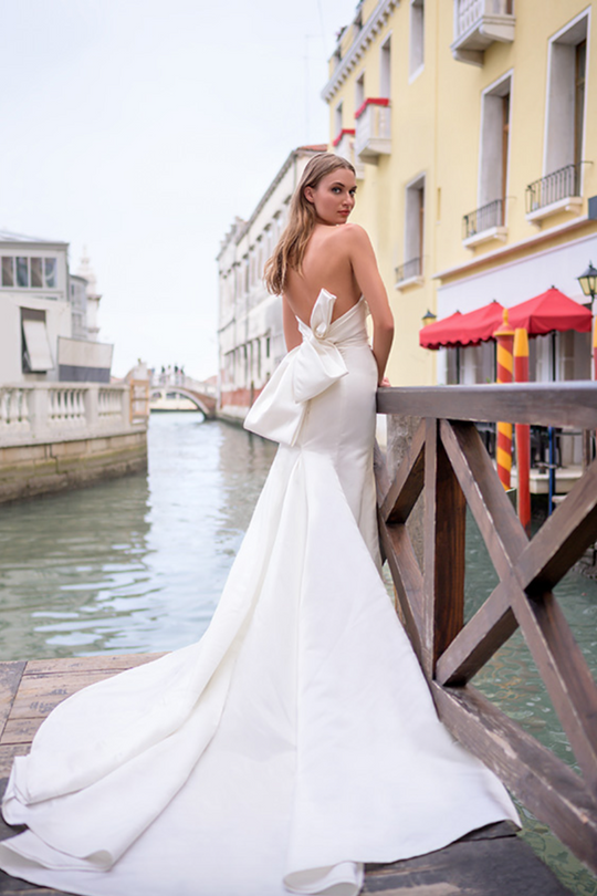 Monique Lhuillier BL19201