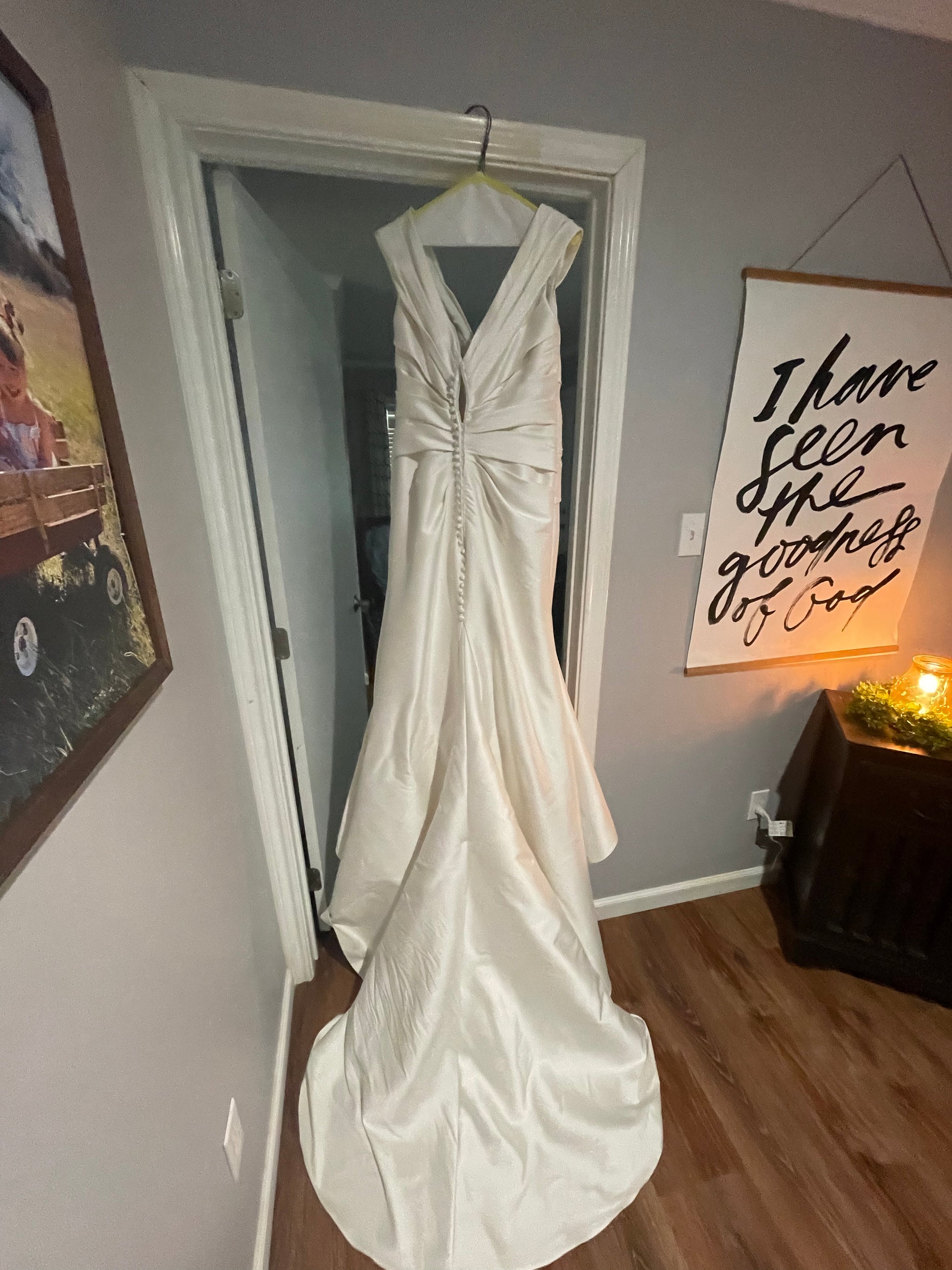 Mori Lee Madeleine Gardner 5812 ivory – Nearly Newlywed
